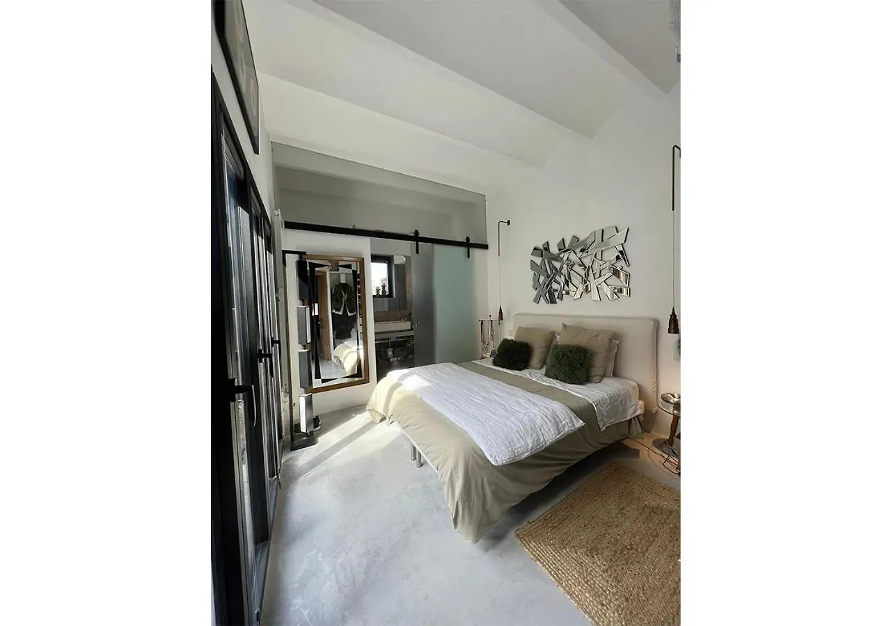Villa Begur, Mon Amour