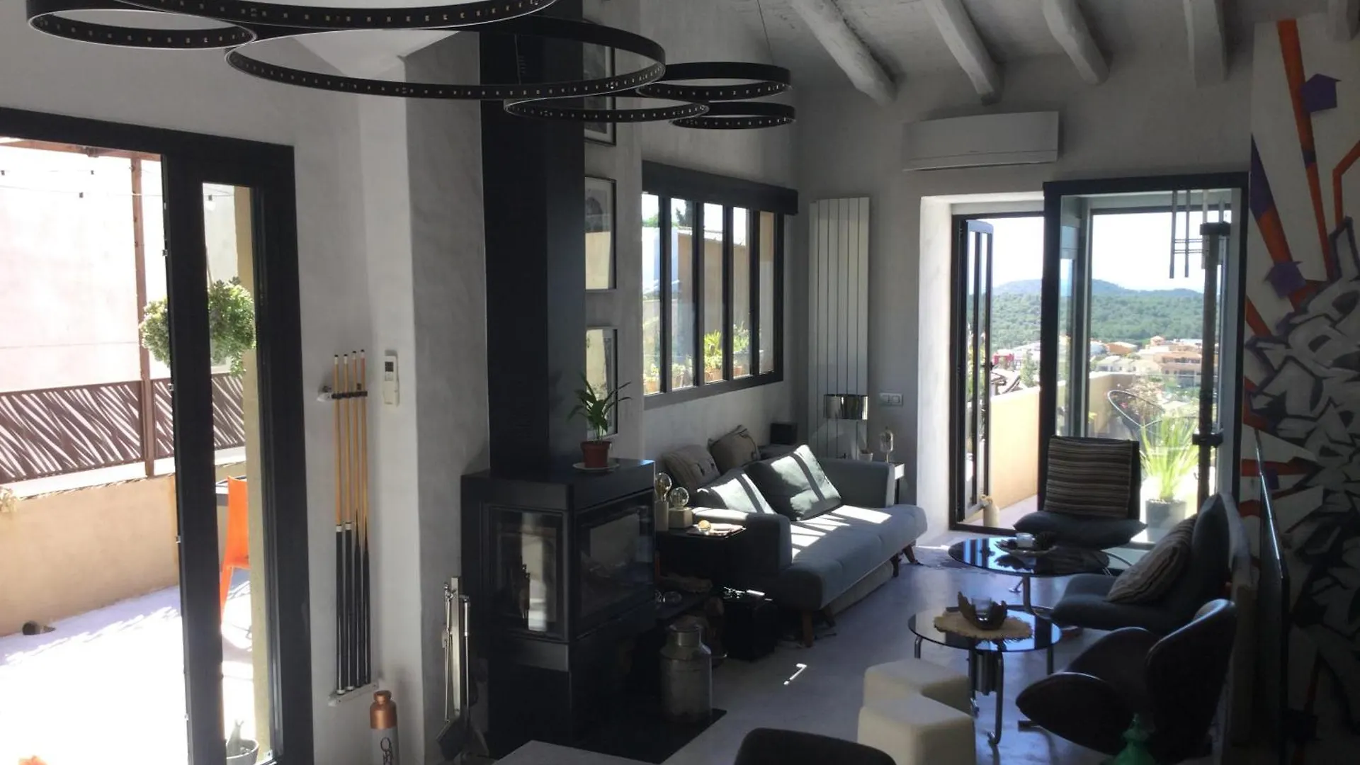 Villa Begur, Mon Amour