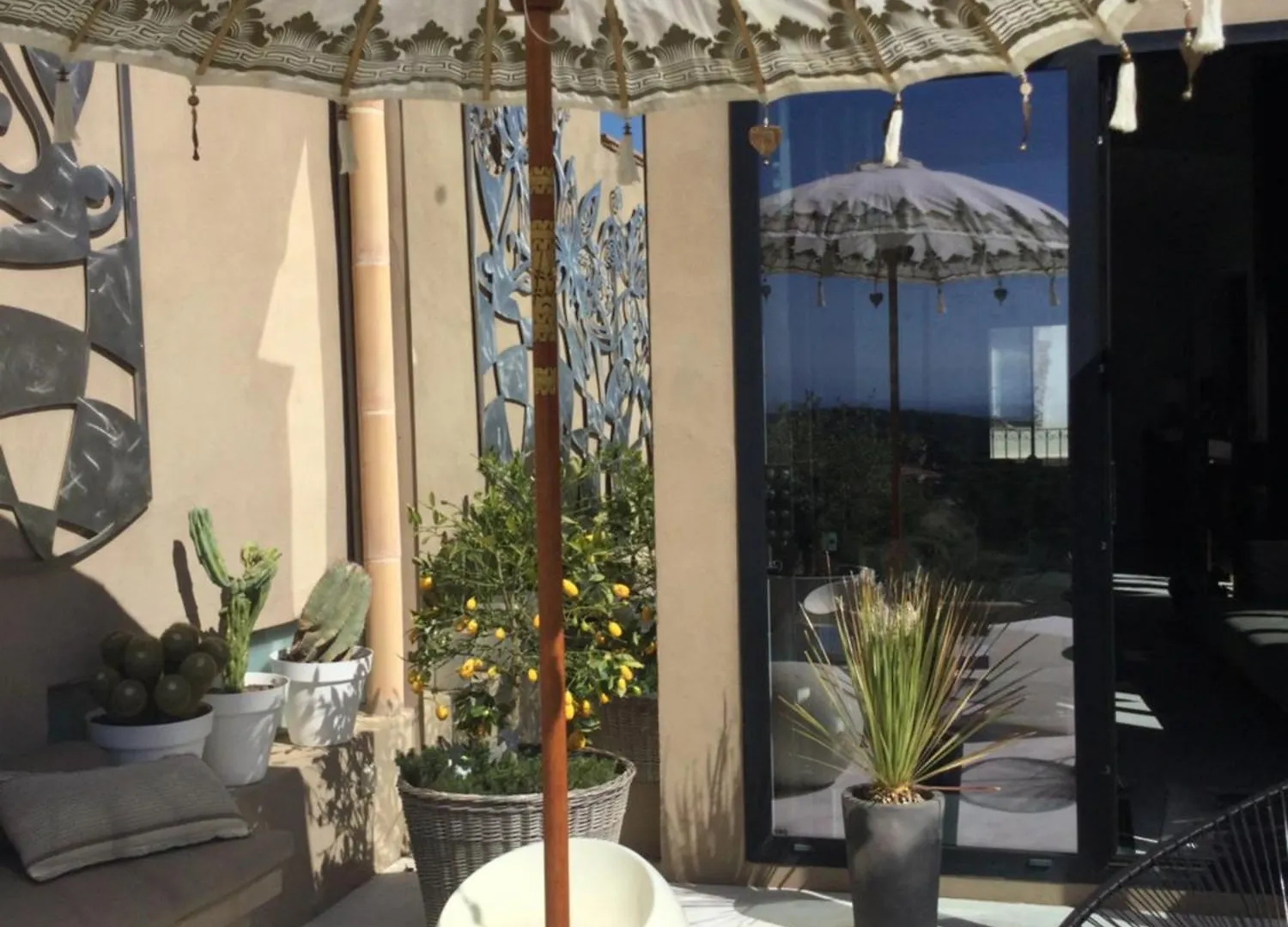 Villa Begur, Mon Amour